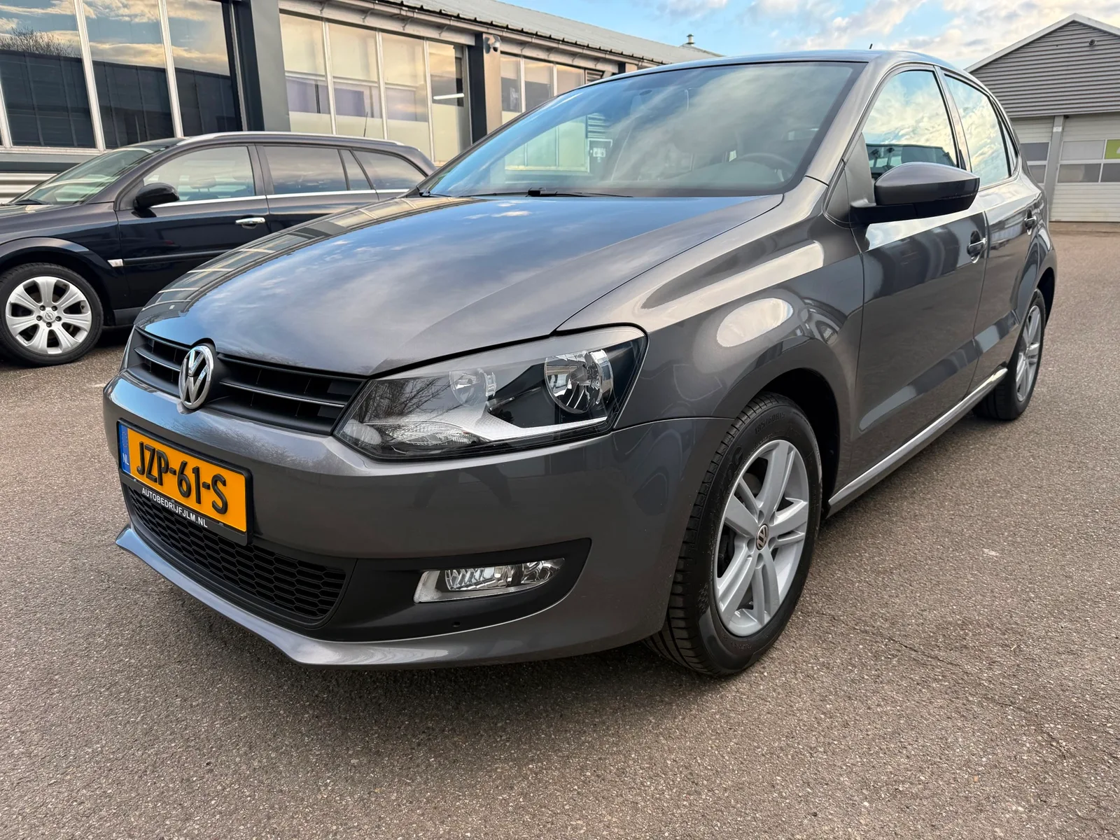 Volkswagen Polo (2010) — foto 1