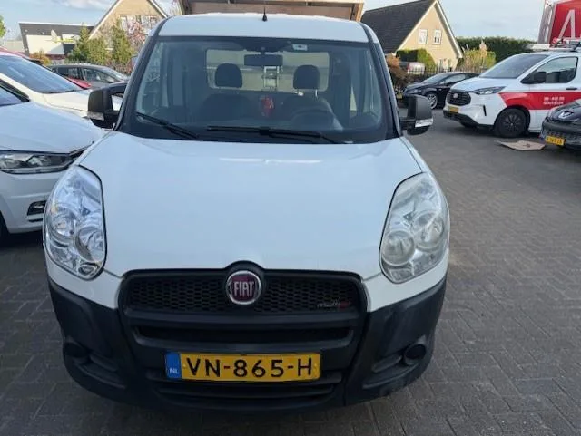 Fiat Doblò (2015) — foto 1