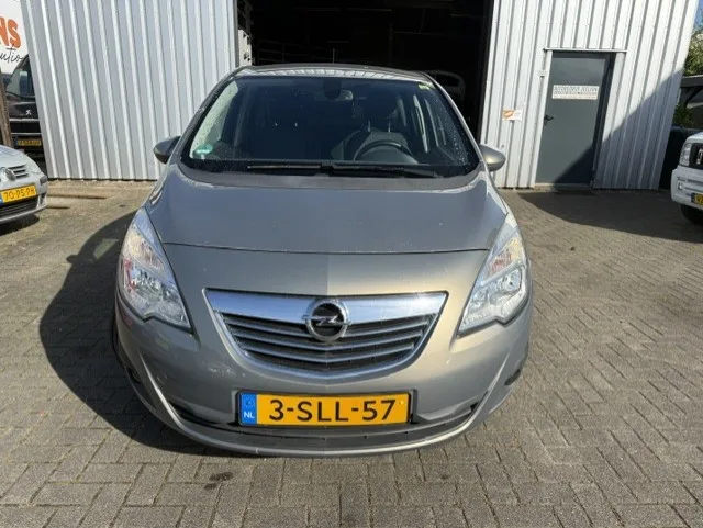 Opel Meriva (2013) — foto 1