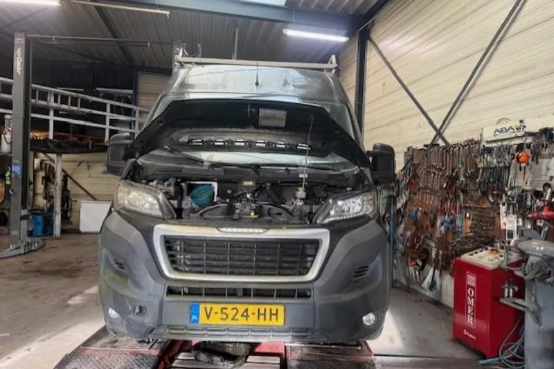 Peugeot Boxer (2017)