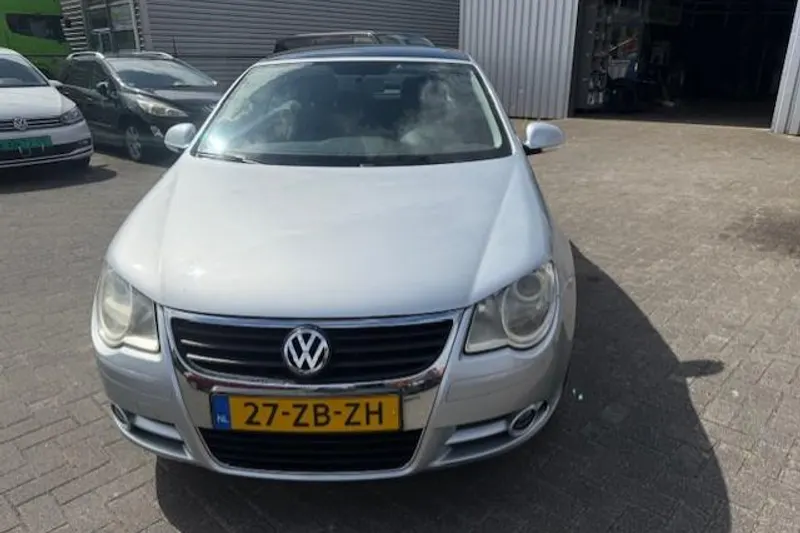 Volkswagen Eos (2008)