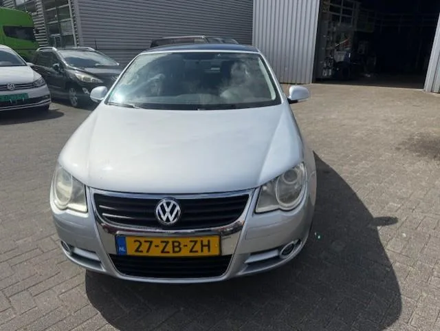 Volkswagen Eos (2008) — foto 1