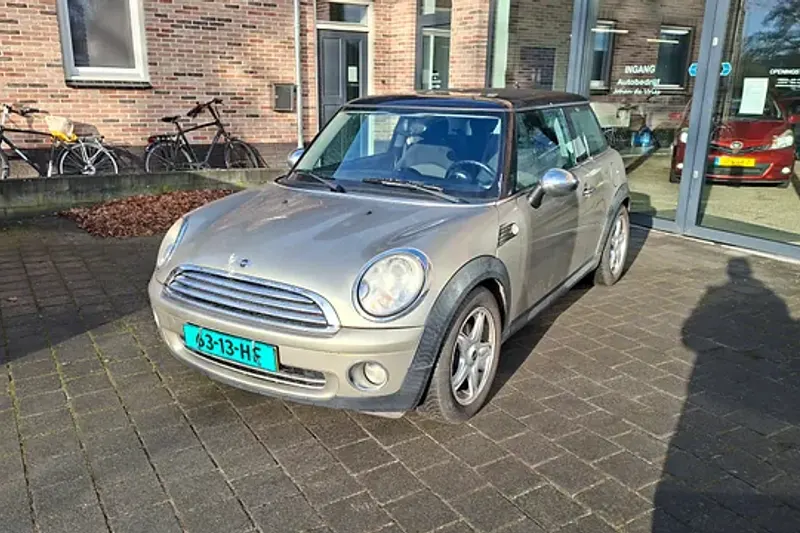 MINI Cooper (2008)