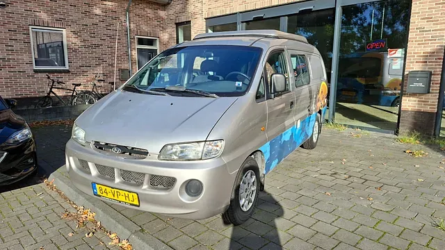 Hyundai H200 (2000) — foto 1