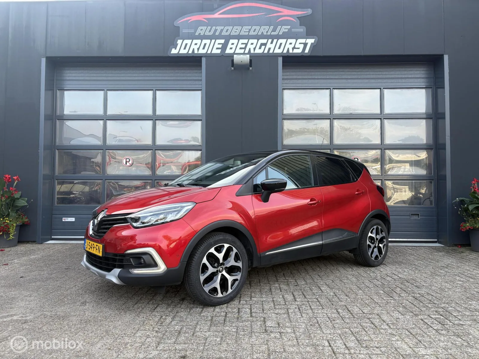 Renault Captur (2019) — foto 1