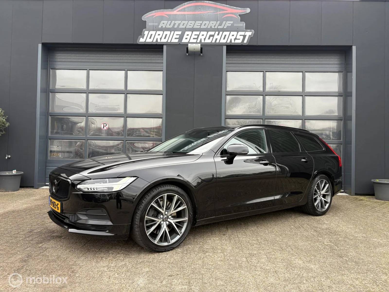 Volvo V90 (2018) — foto 1