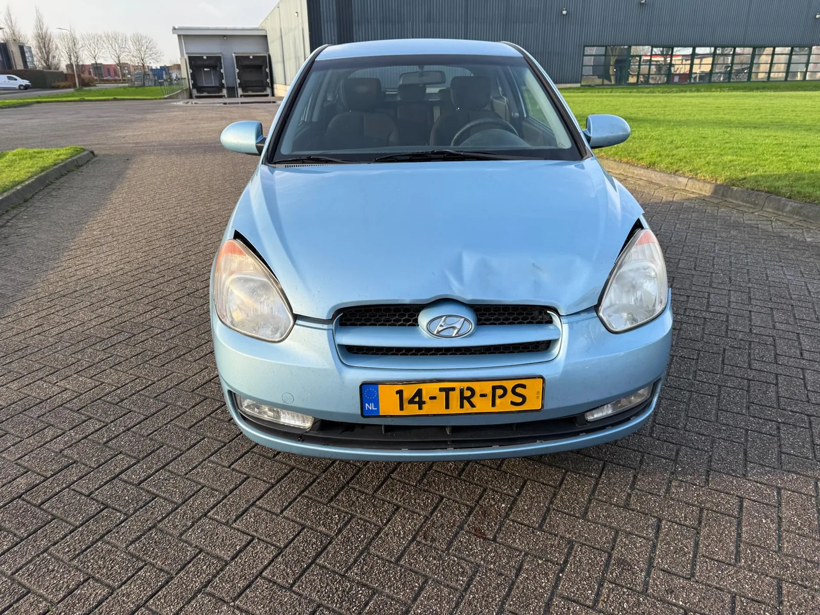 Hyundai Accent (2007) — foto 1