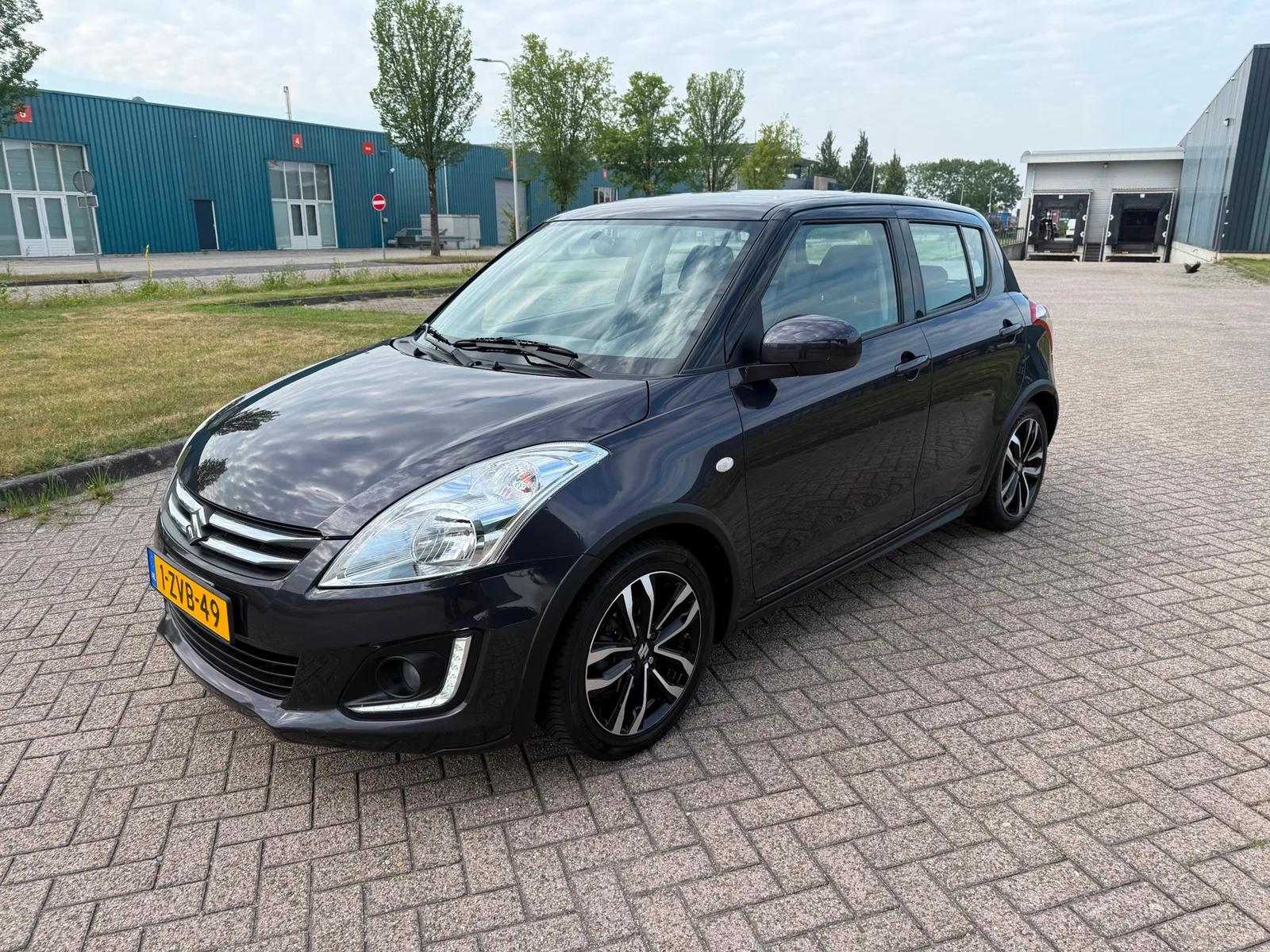 Suzuki Swift (2015) — foto 1