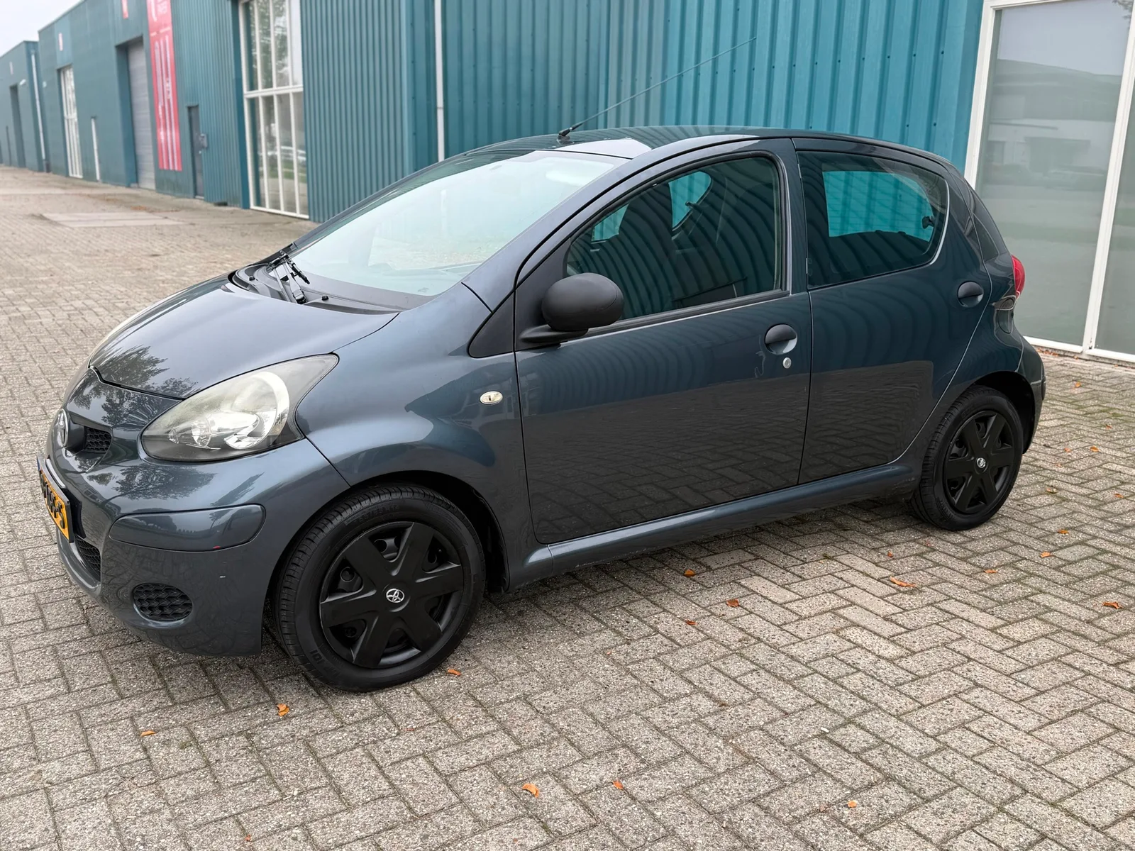 Toyota Aygo (2007) — foto 1