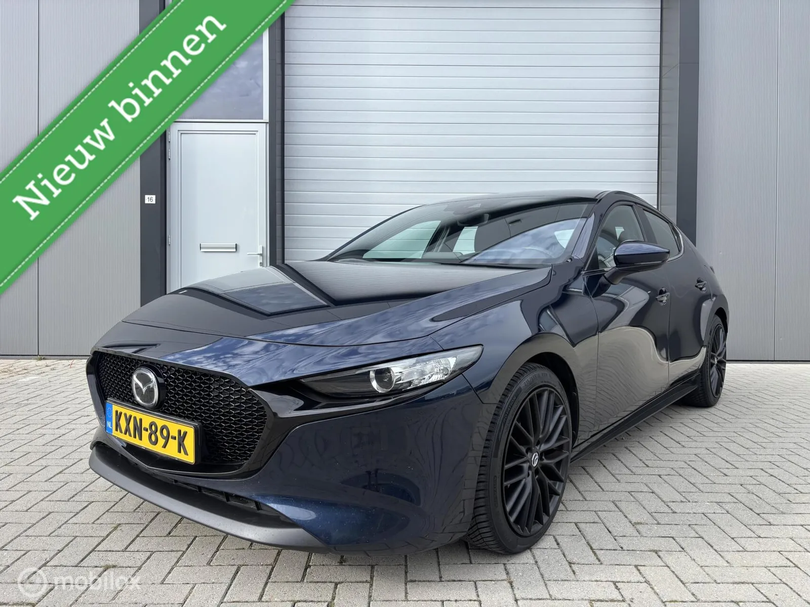 Mazda 3 (2021) — foto 1