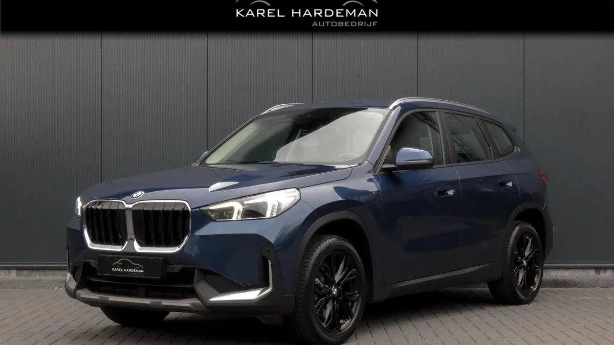 BMW X1 (2023) — foto 1