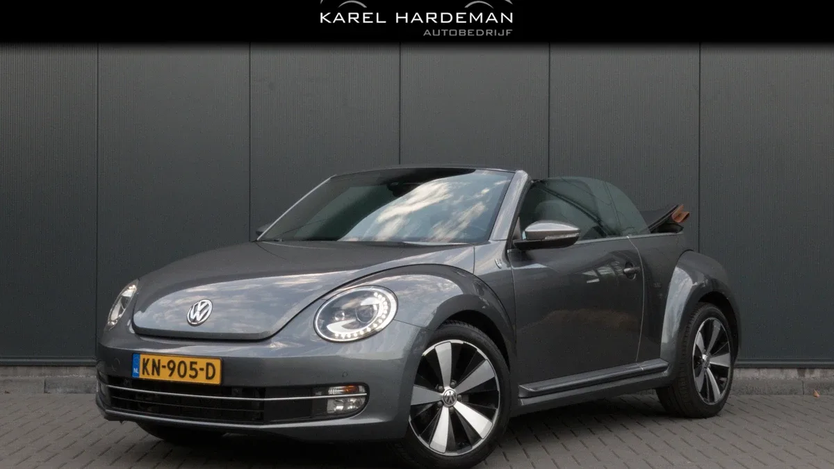 Volkswagen Beetle (2015) — foto 1