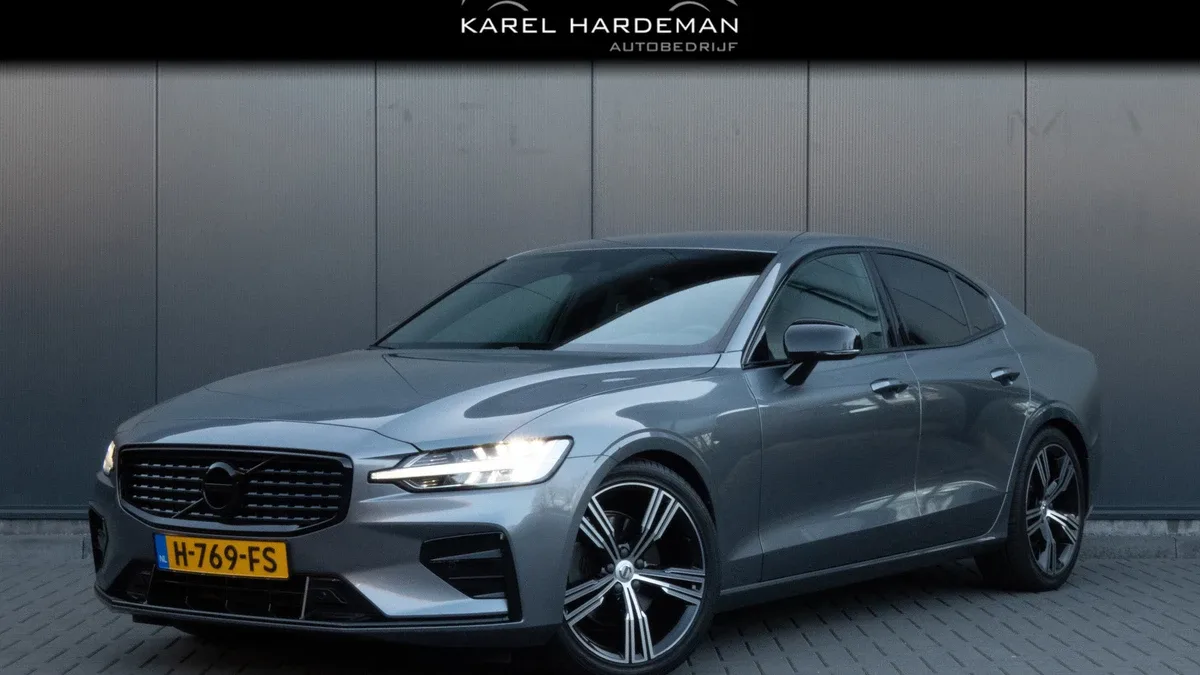 Volvo S60 (2020) — foto 1