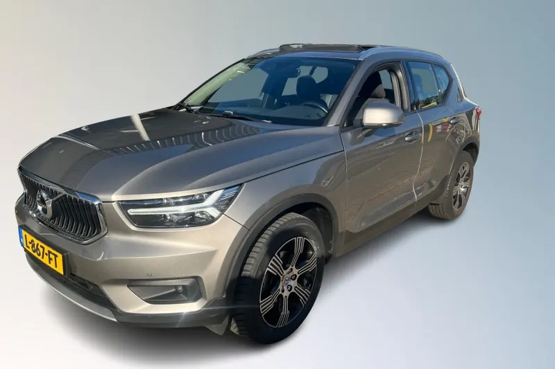 Volvo XC40 (2021)
