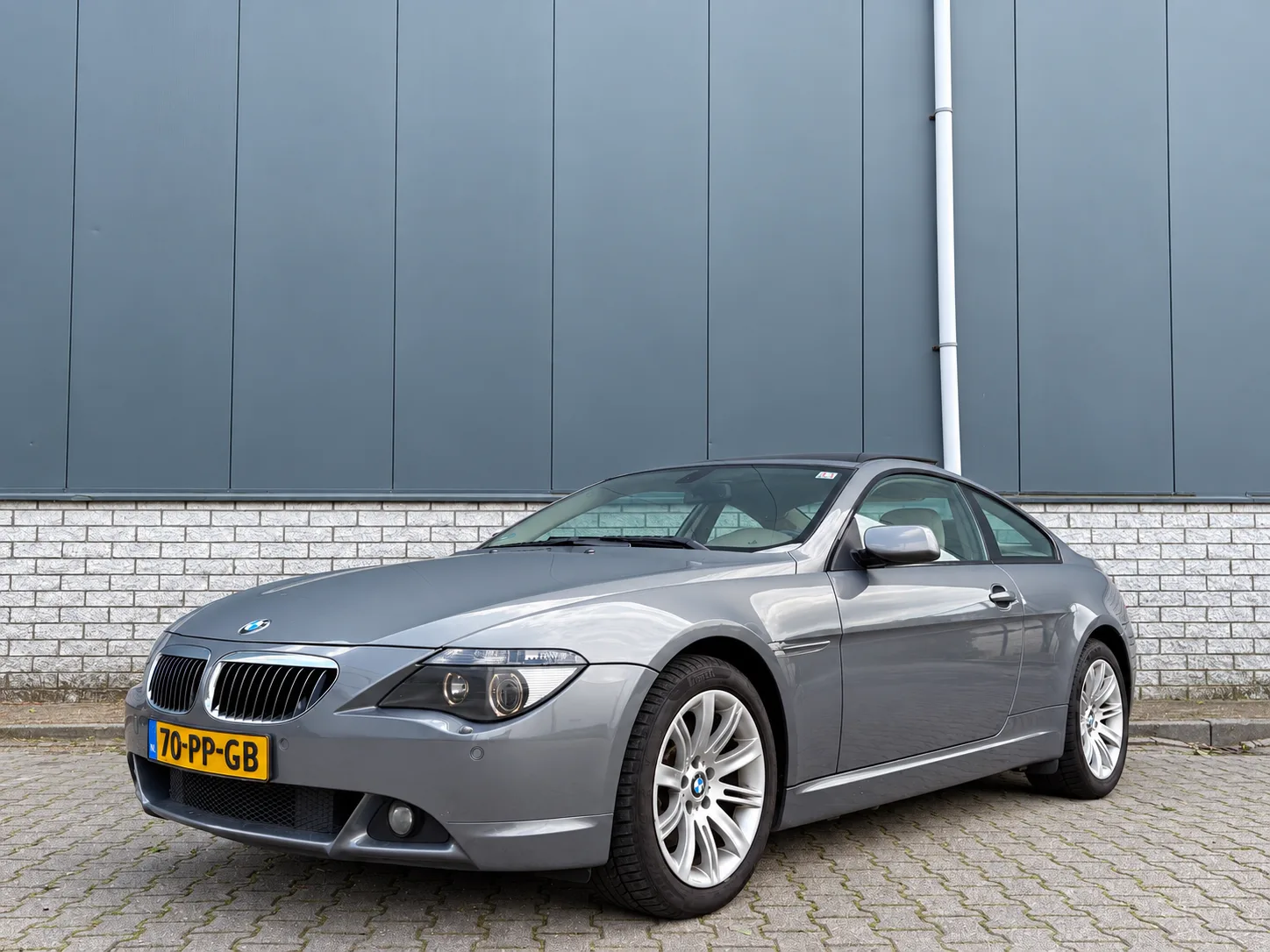 BMW 6-Serie (2004) — foto 1