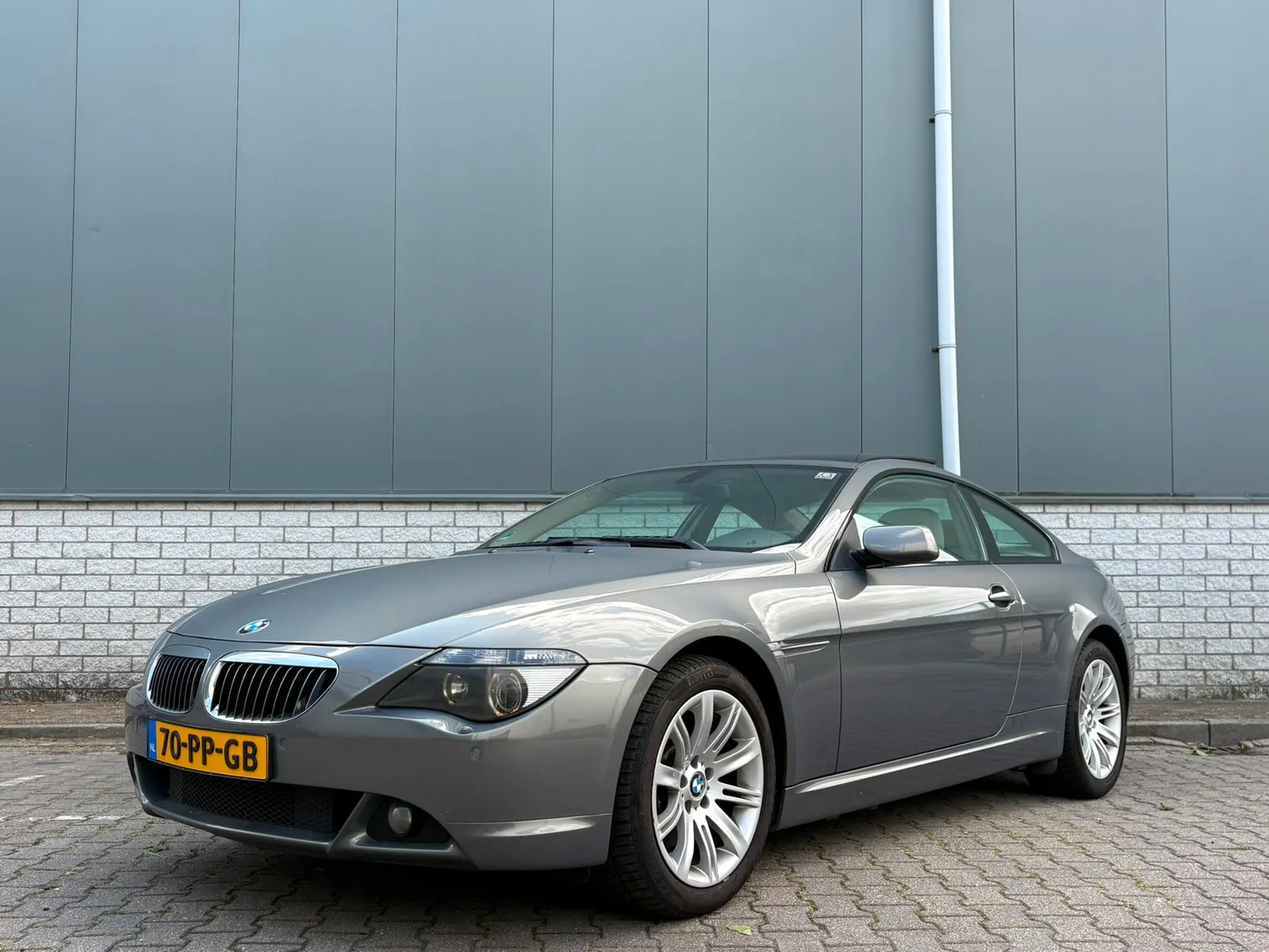 BMW 6-Serie (2004) — foto 1