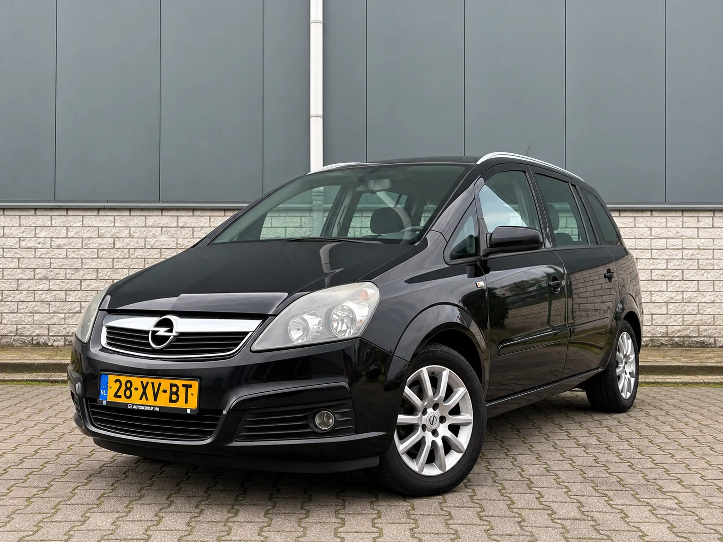 Opel Zafira (2007) — foto 1
