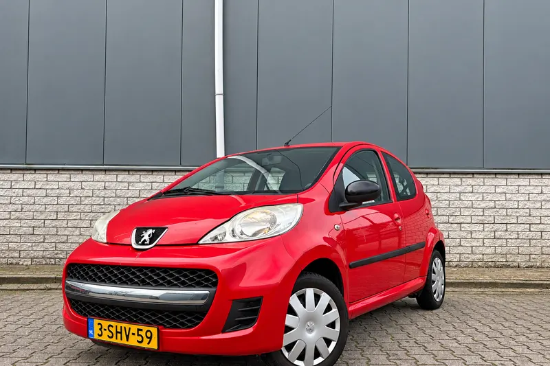 Peugeot 107 (2009)