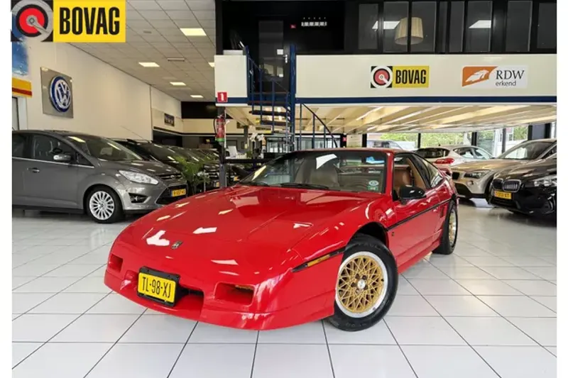 Pontiac Fiero (1988)