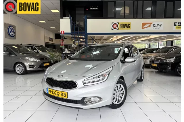 Kia Cee'd (2013) — foto 1