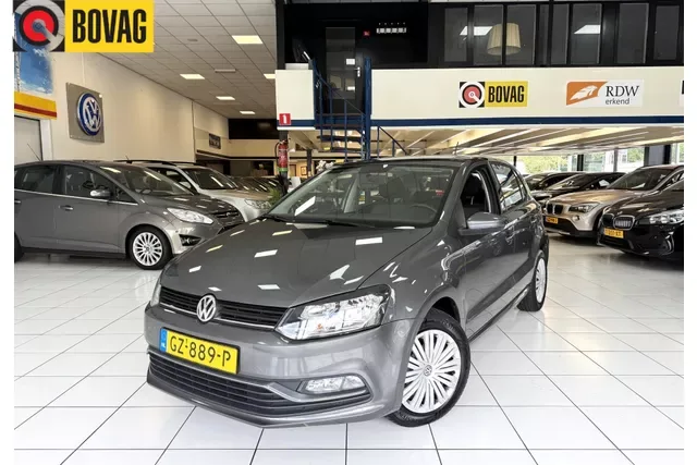 Volkswagen Polo (2015) — foto 1