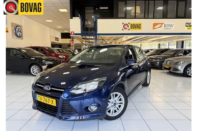 Ford Focus (2013) — foto 1