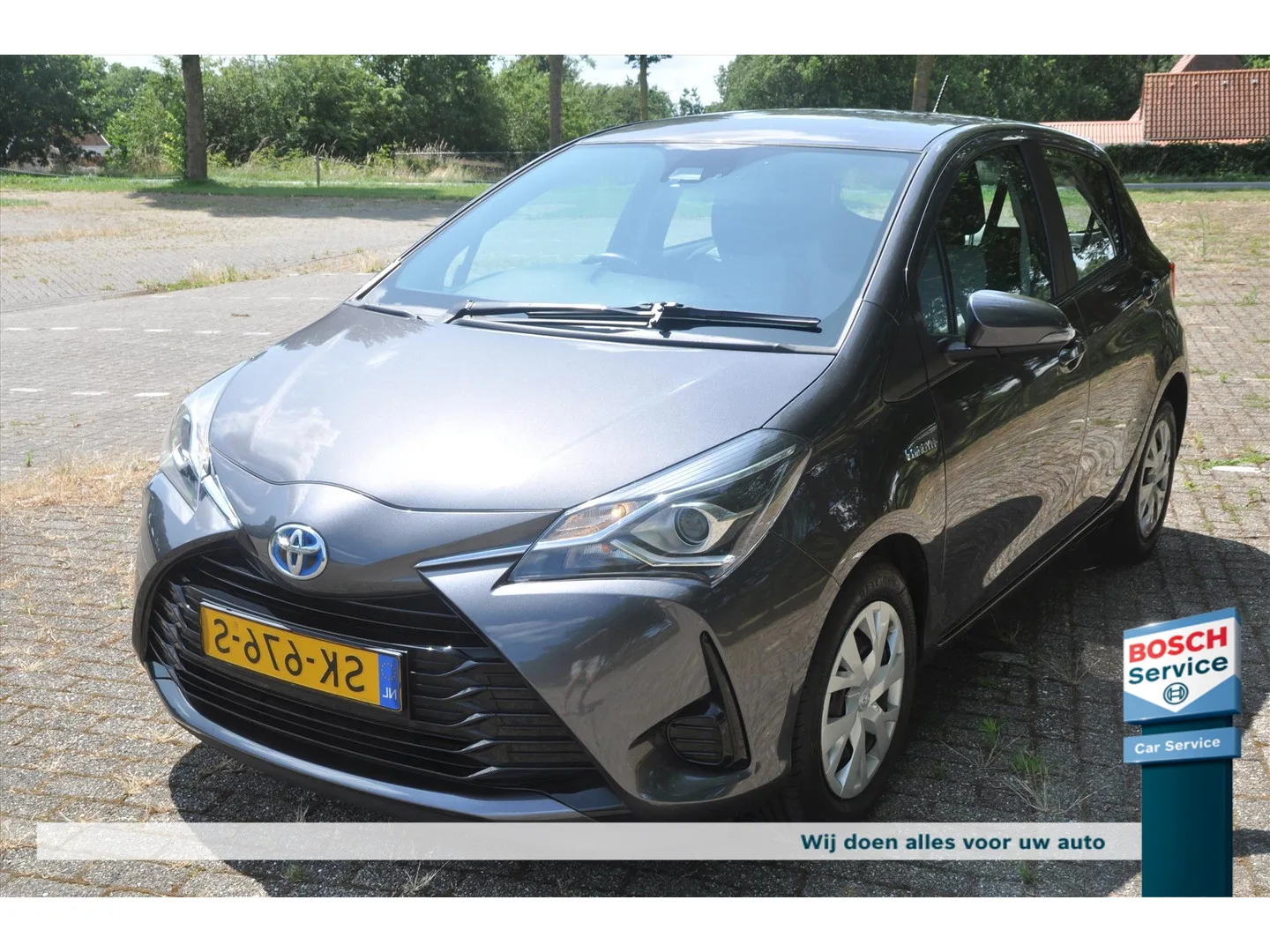 Toyota Yaris (2018) — foto 1