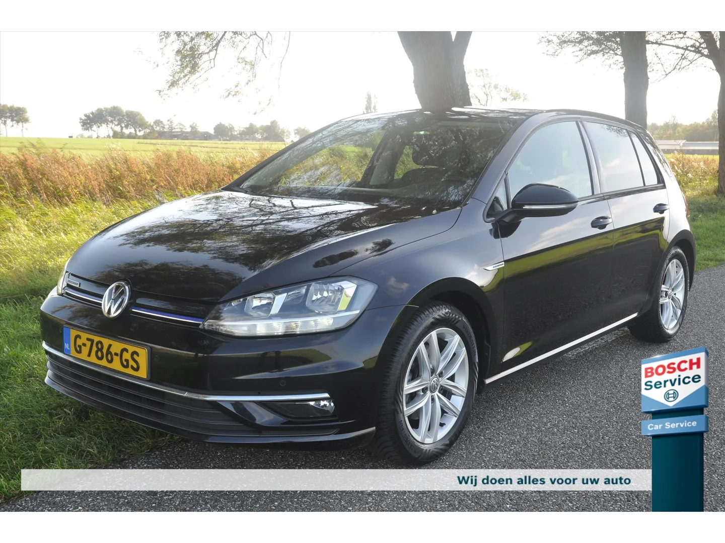 Volkswagen Golf (2019) — foto 1