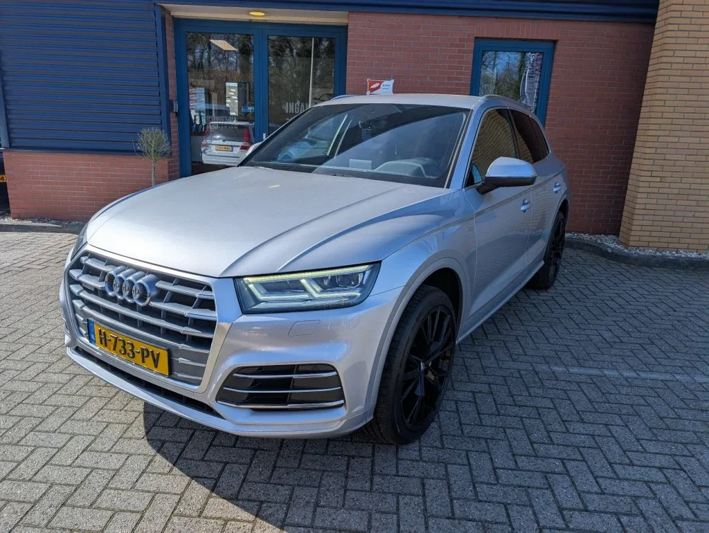 Audi Q5 (2020) — foto 1