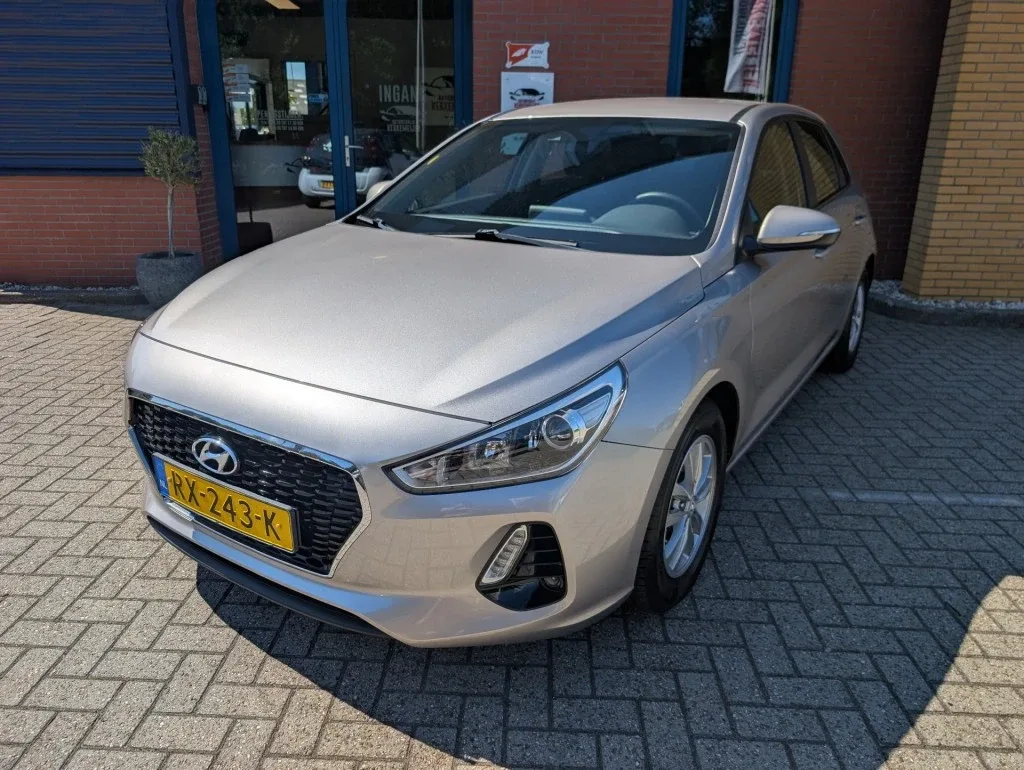 Hyundai i30 (2018) — foto 1