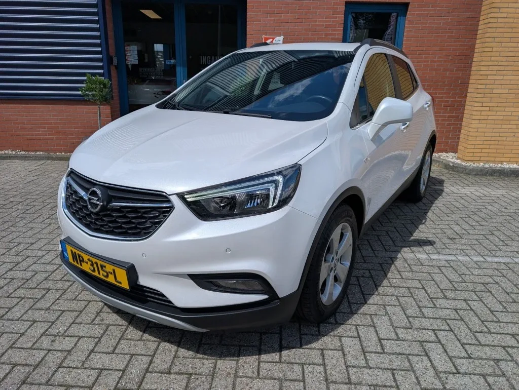 Opel Mokka (2017) — foto 1