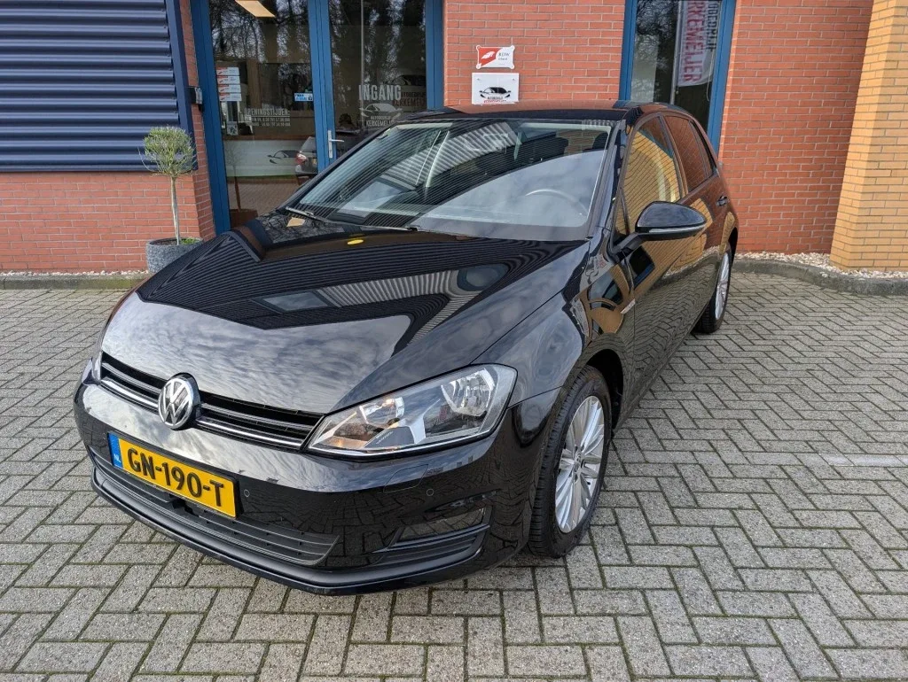 Volkswagen Golf (2014) — foto 1