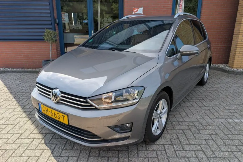 Volkswagen Golf Sportsvan (2015)