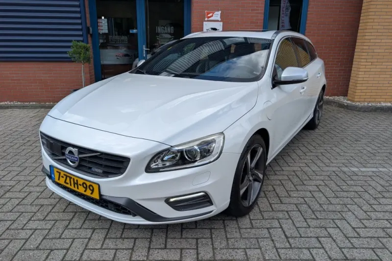 Volvo V60 (2015)