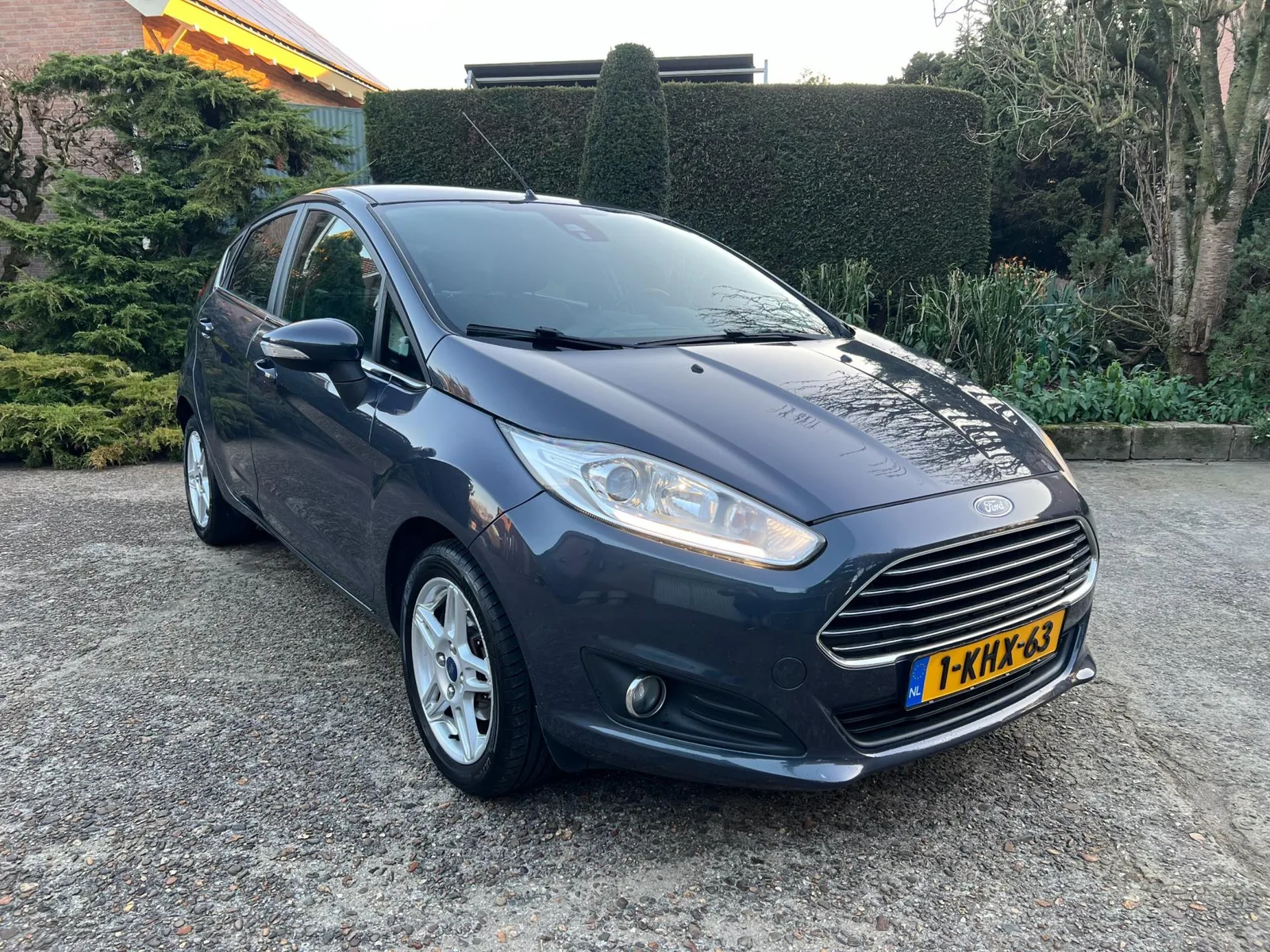 Ford Fiesta (2013) — foto 1