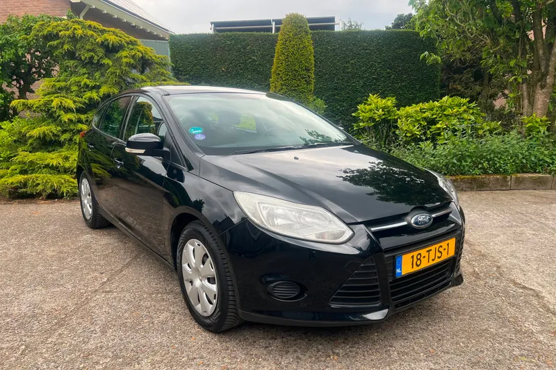 Ford Focus (2012)