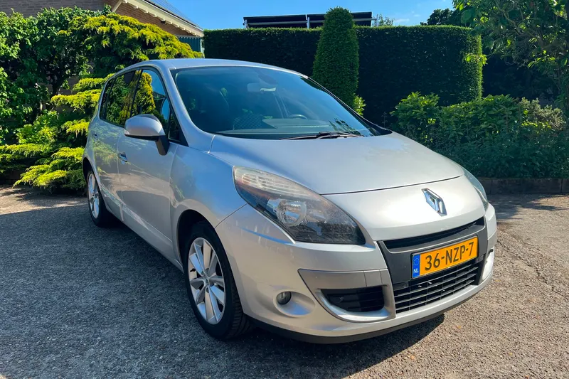 Renault Scénic (2011)