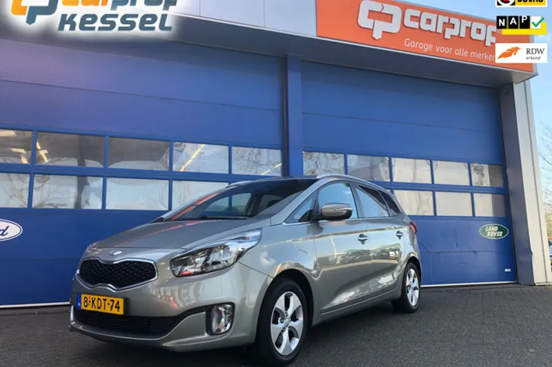 Kia Carens (2013)