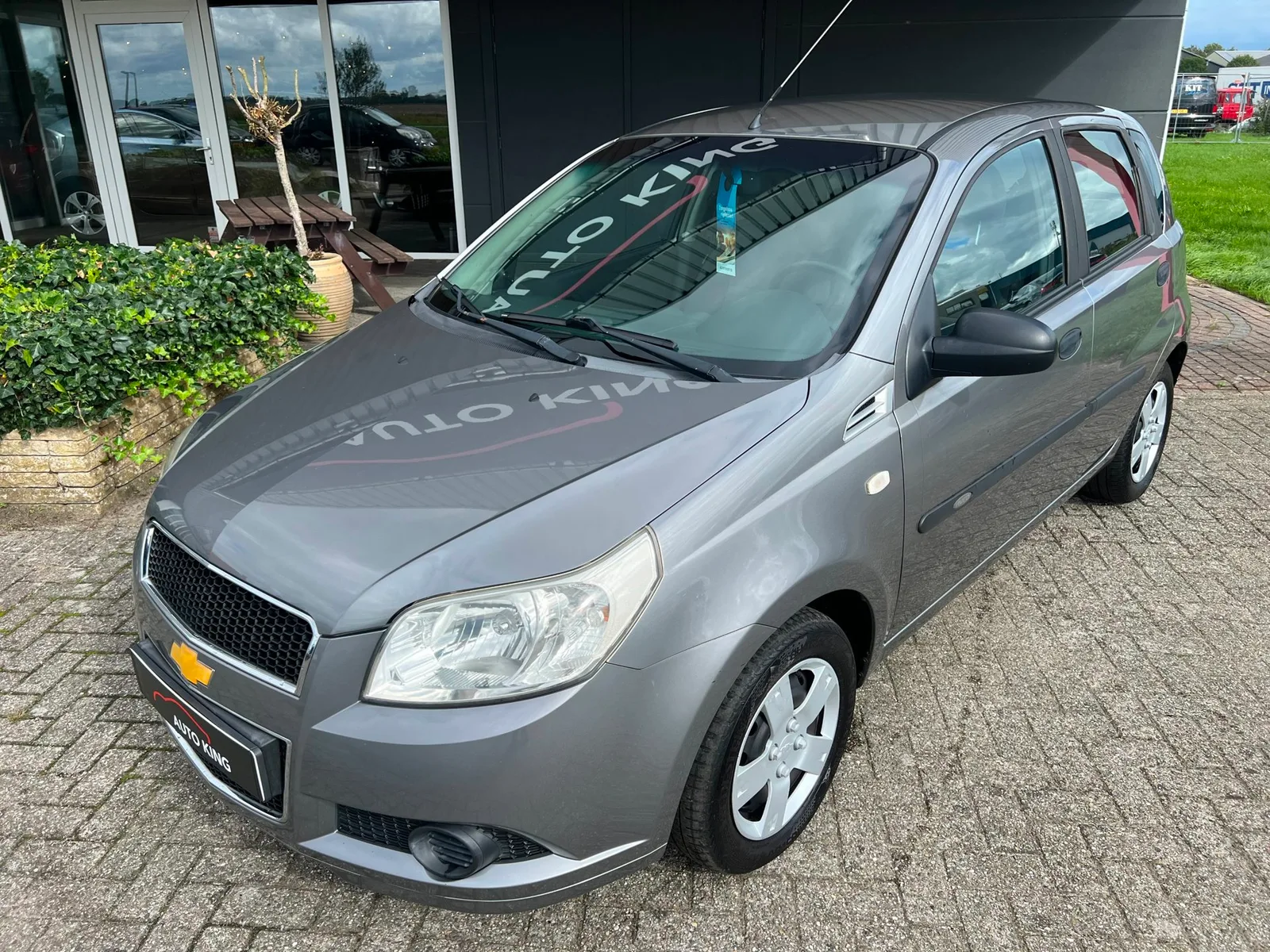 Chevrolet Aveo (2009) — foto 1