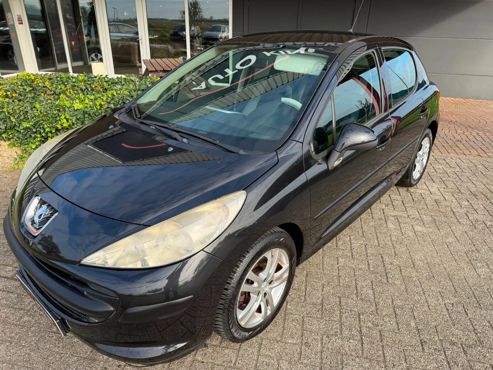 Peugeot 207 (2009) — foto 1