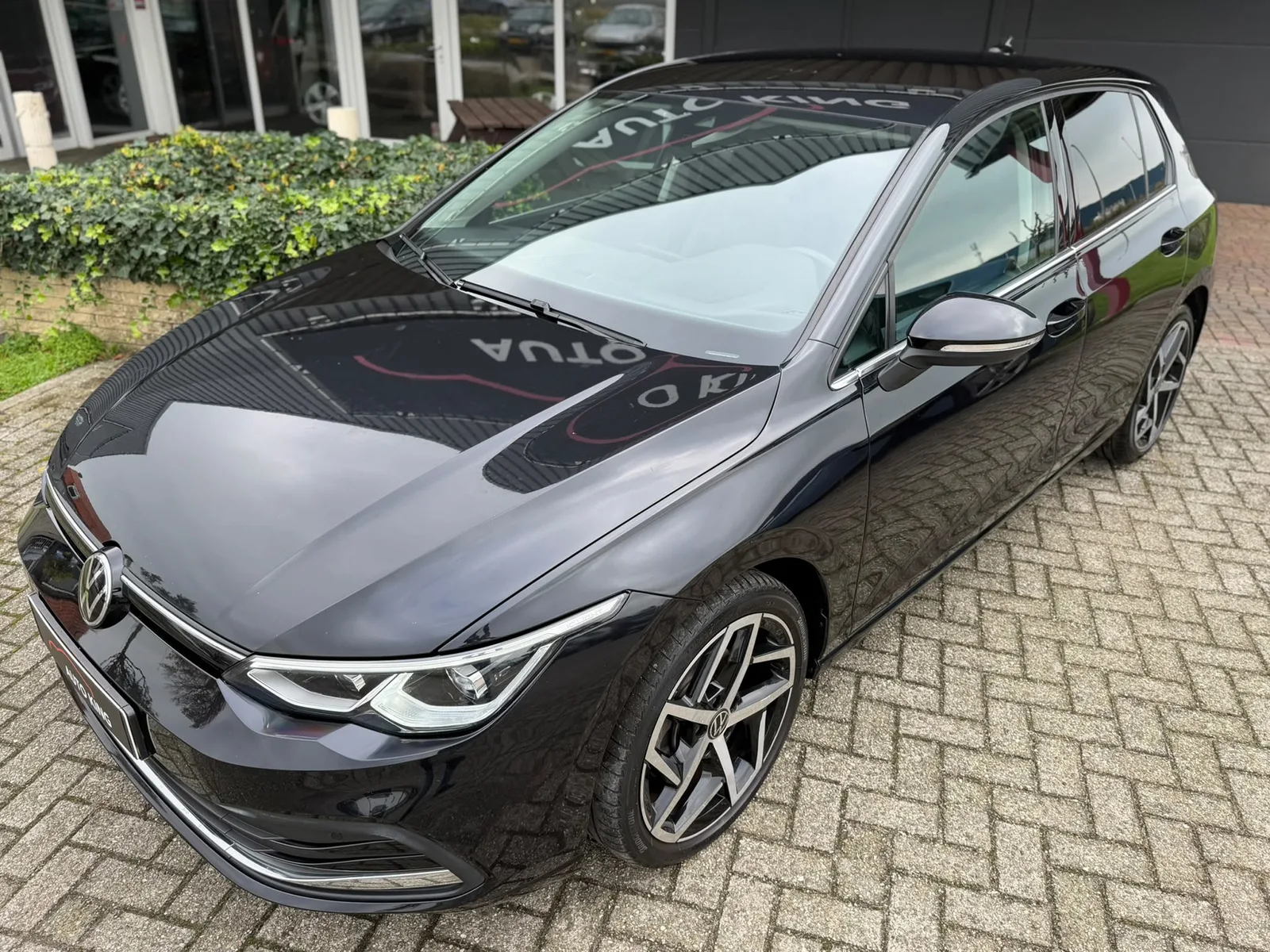 Volkswagen Golf (2020) — foto 1