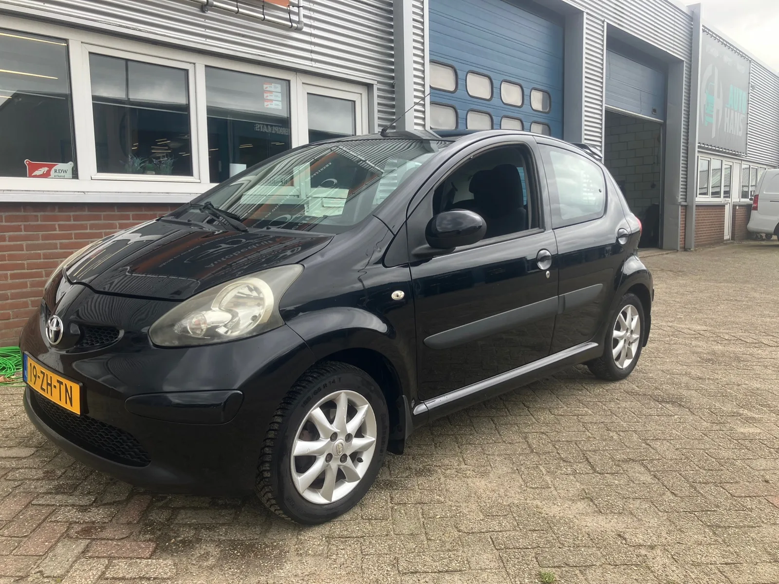 Toyota Aygo (2008) — foto 1