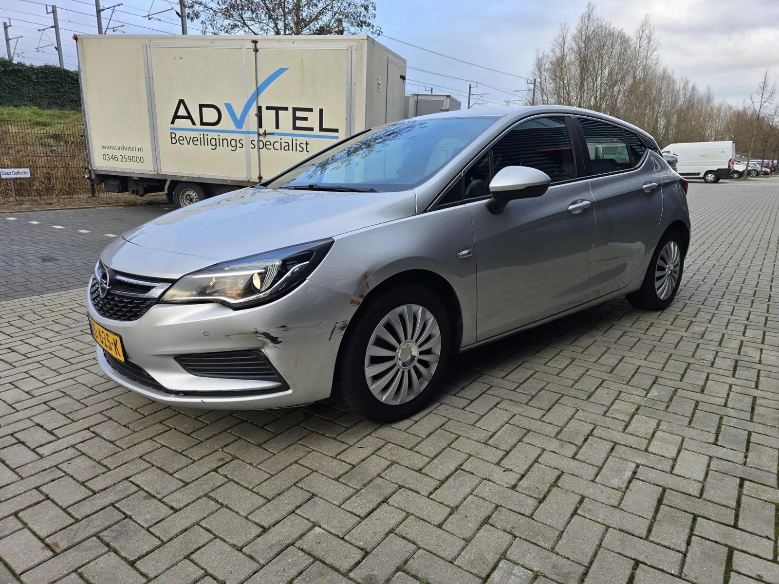 Opel Astra (2019) — foto 1