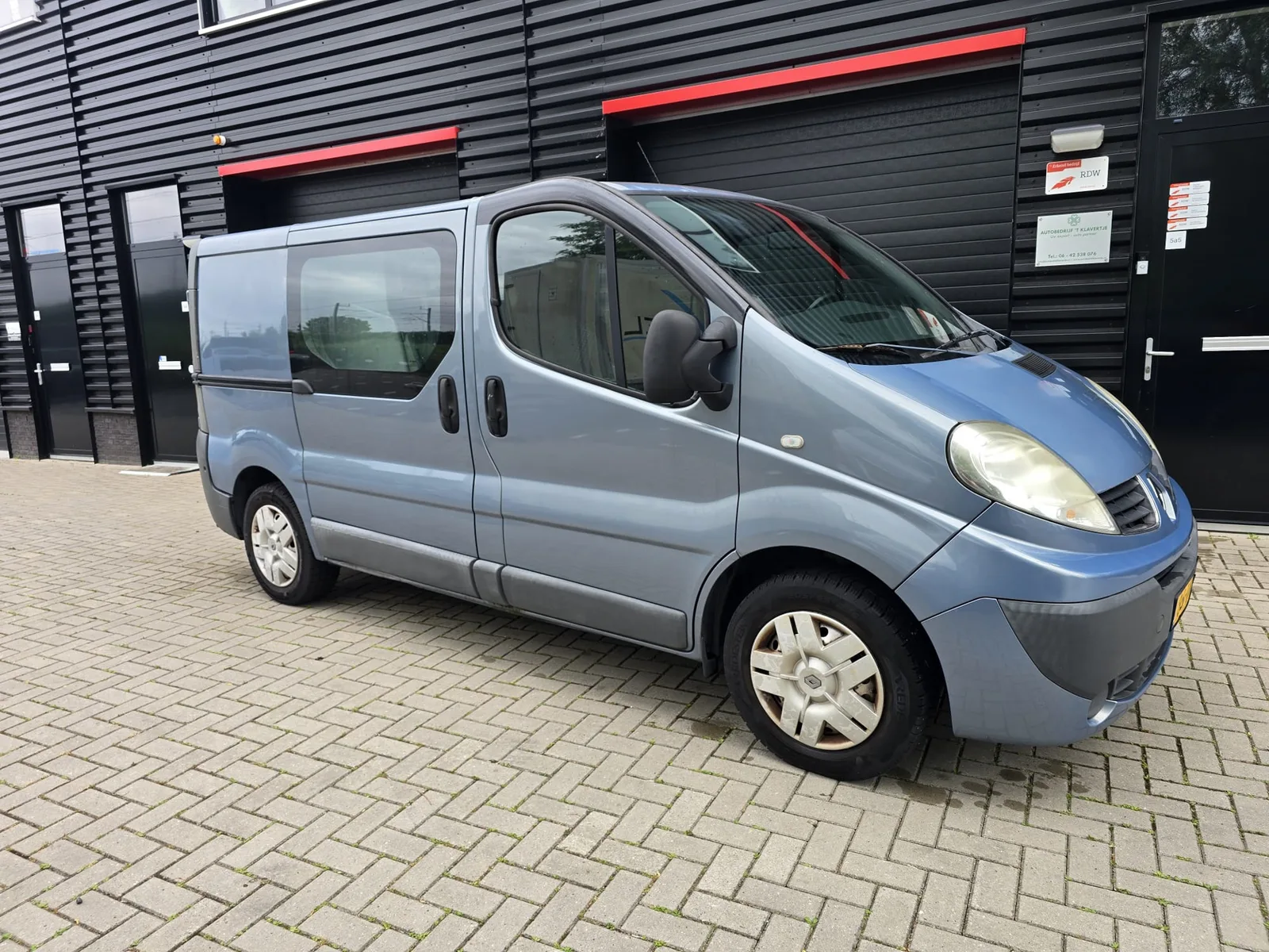 Renault Trafic (2008) — foto 1