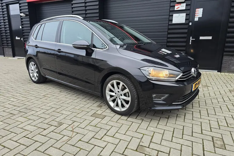 Volkswagen Golf Sportsvan (2016)