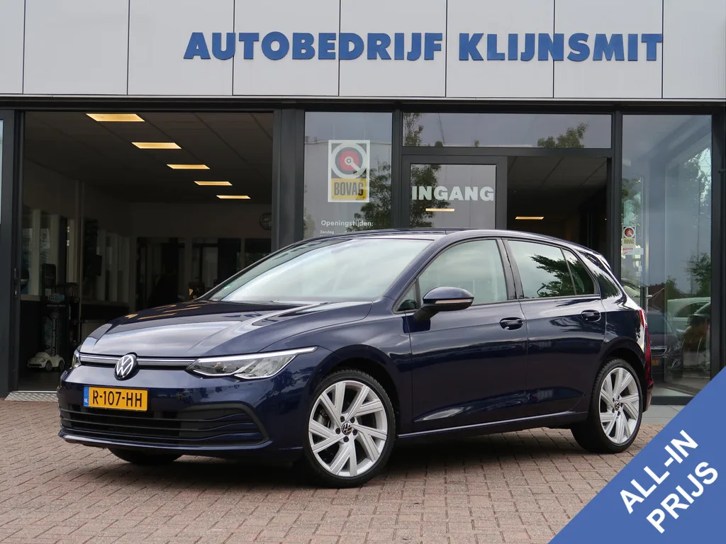 Volkswagen Golf (2022) — foto 1