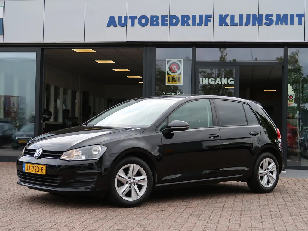 Volkswagen Golf (2015) — foto 1