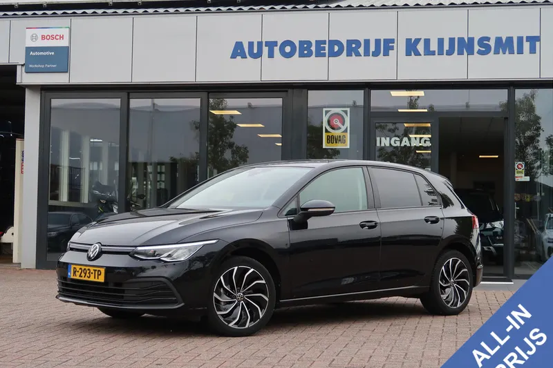 Volkswagen Golf (2022)