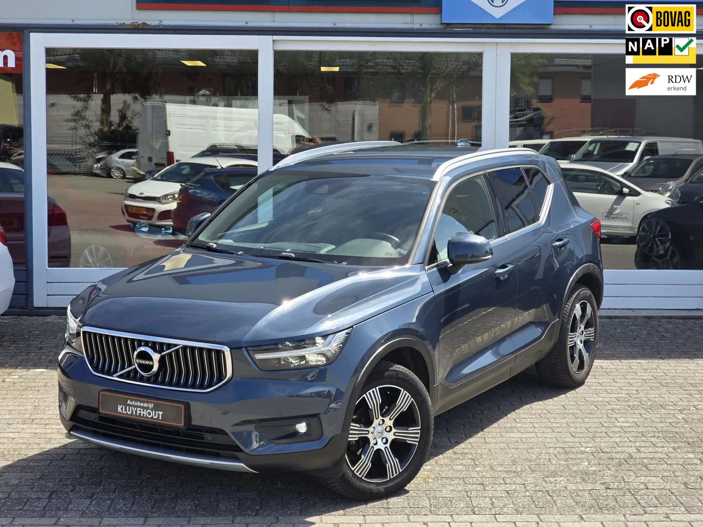 Volvo XC40 (2018) — foto 1