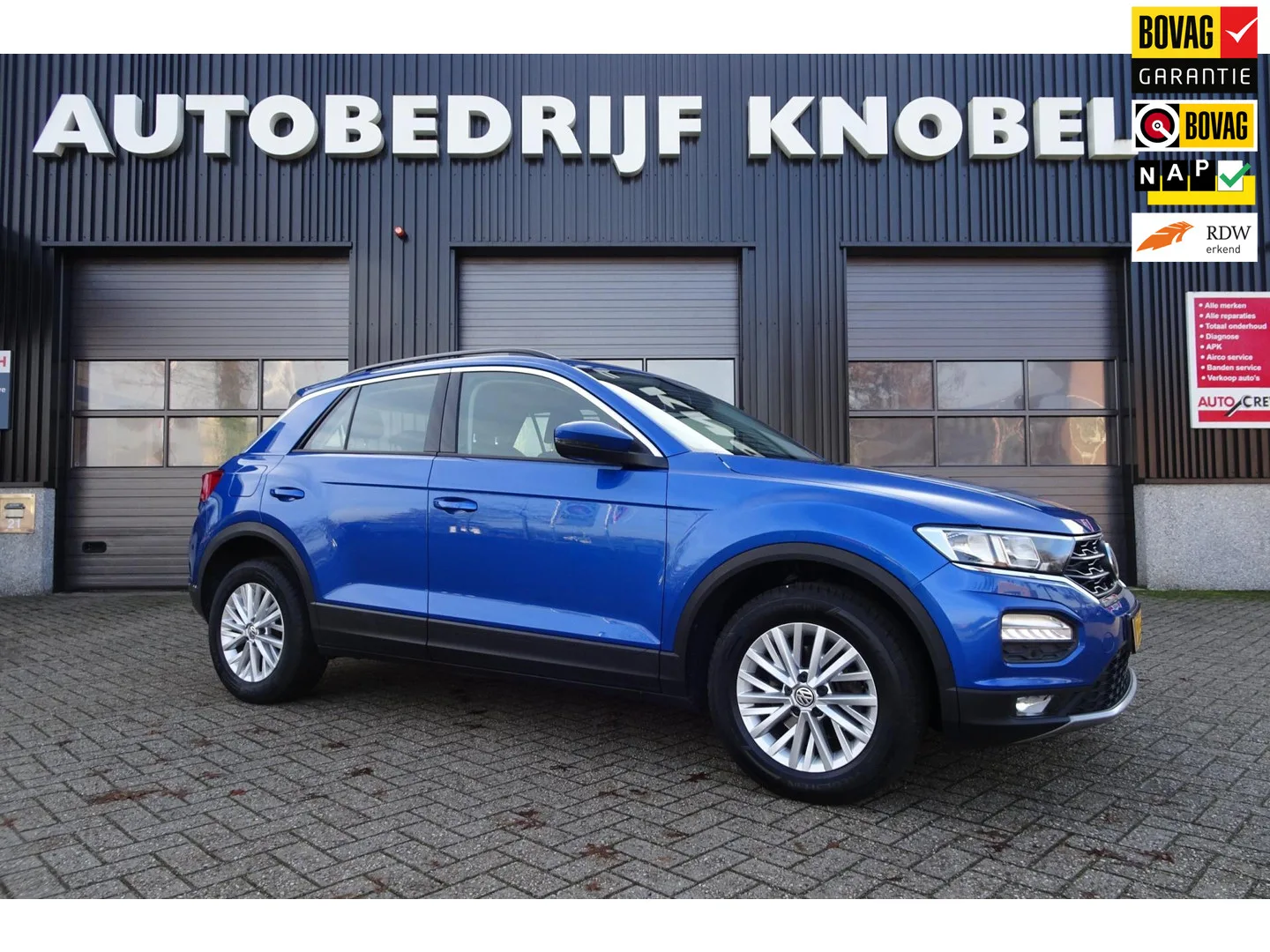 Volkswagen T-Roc (2019) — foto 1
